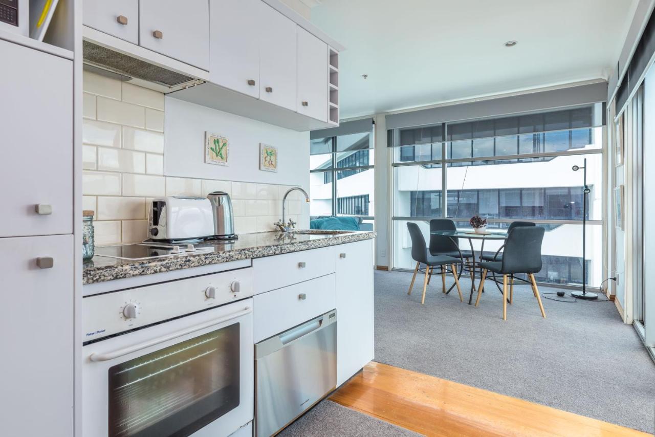 Apartament Stunning Waterfront Location With Huge Balcony! Auckland Zewnętrze zdjęcie